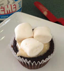 In Johnnas Kitchen s'mores cupcakes