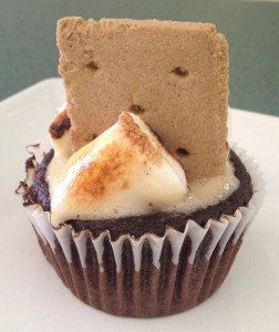 In Johnnas Kitchen s'mores cupcake