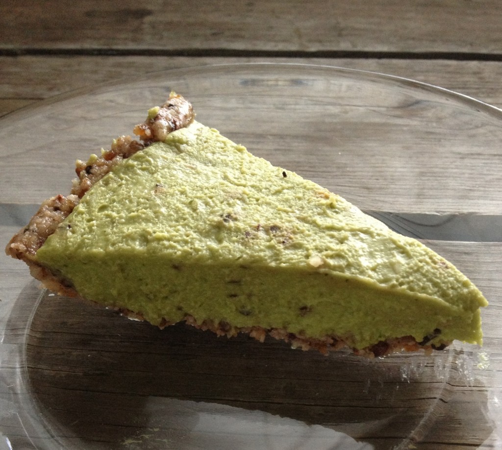 mint chocolate chip raw pie in johnnas kitchen