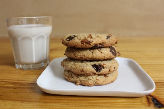 How To Make Bacon Up Chocolate Chip Bourbon Cookies! 