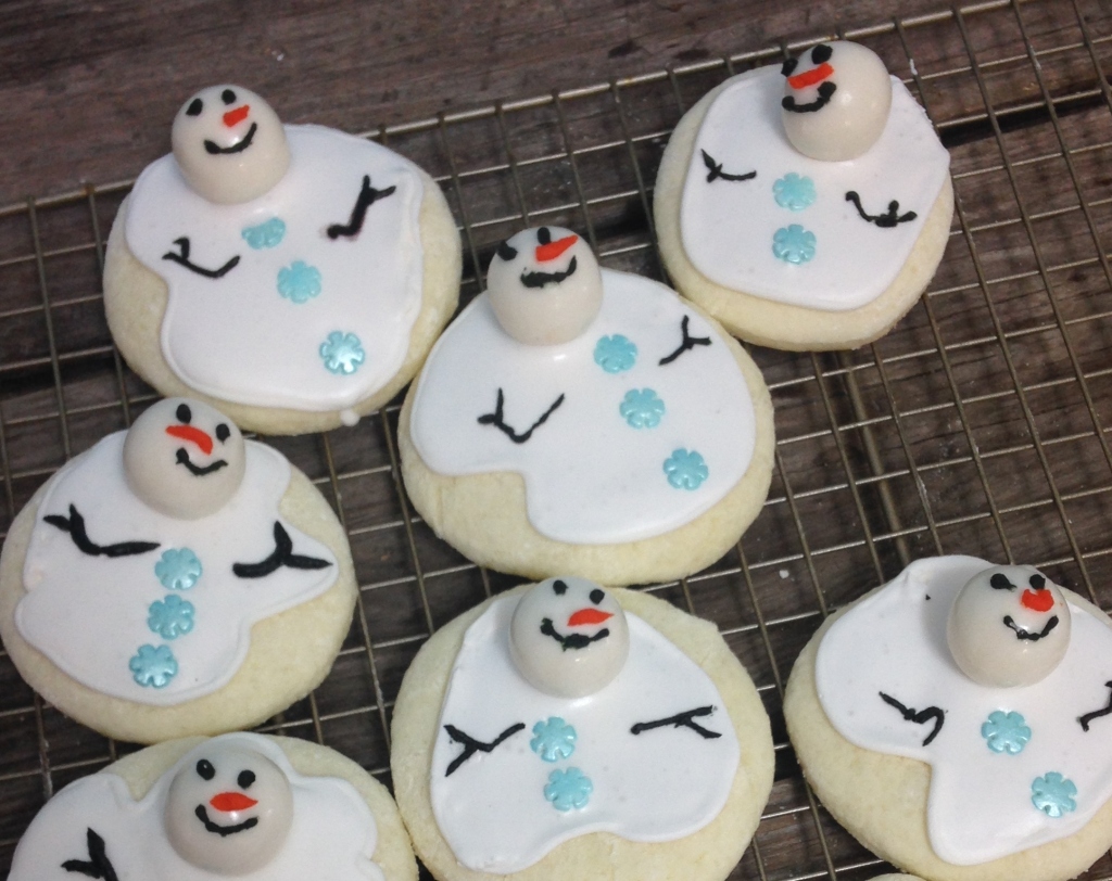 Gluten-Free Snowman Cut Out Cookies | In Johnna's Kitchen