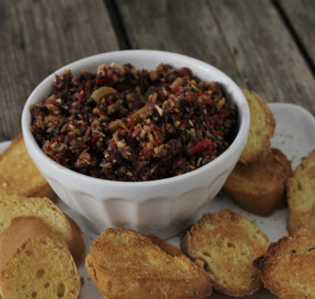 Herb'n Olive Tapenade | In Johnna's Kitchen