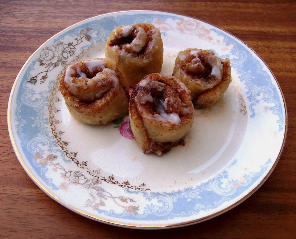 2-Minute Gluten-Free Cinnamon Rolls | Free Range Cookies