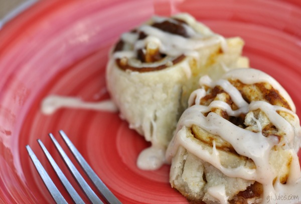 Gluten-Free Pumpkin Pie Cinnamon Rolls | GF Jules