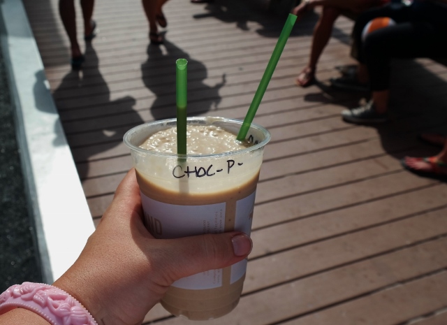 Smoothie at Hangout Fest