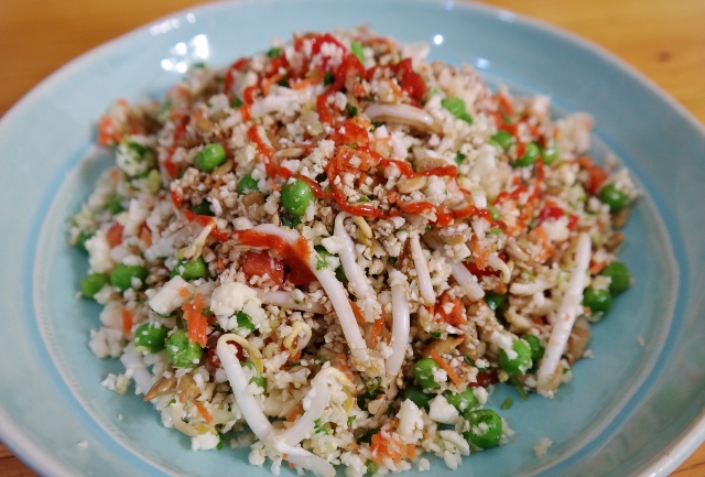 Cauliflower Fried Rice | In Johnna's Kitchen (gluten-free, grain-free, raw vegan, paleo) 