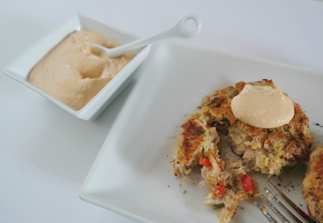 Jackfruit Crab Cakes | In Johnna's Kitchen (gluten-free, vegan, grain-free, Paleo)