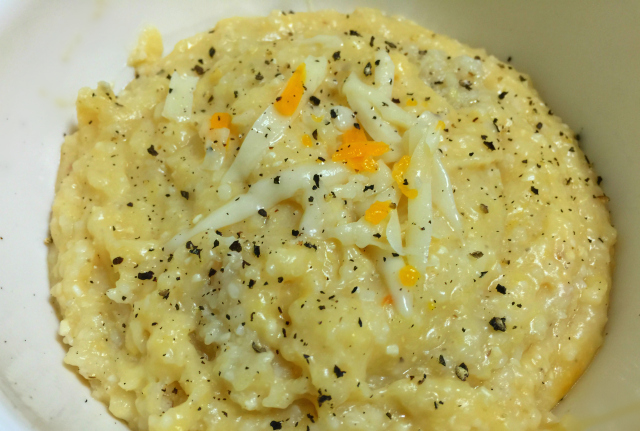 Instant Pot Cheese Grits | In Johnna's Kitchen