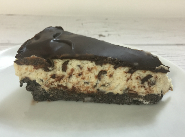 No-Bake Chocolate Chip Cheesecake (gluten-free, dairy-free, egg-free, vegan) | In Johnna's Kitchen